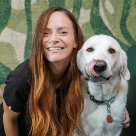 Veronica, Client Service Representative